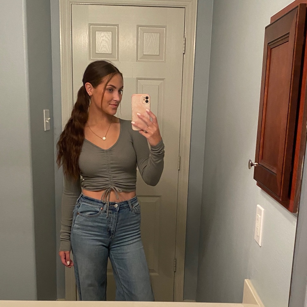 Hollister Green Long Sleeve Ruched Crop Top